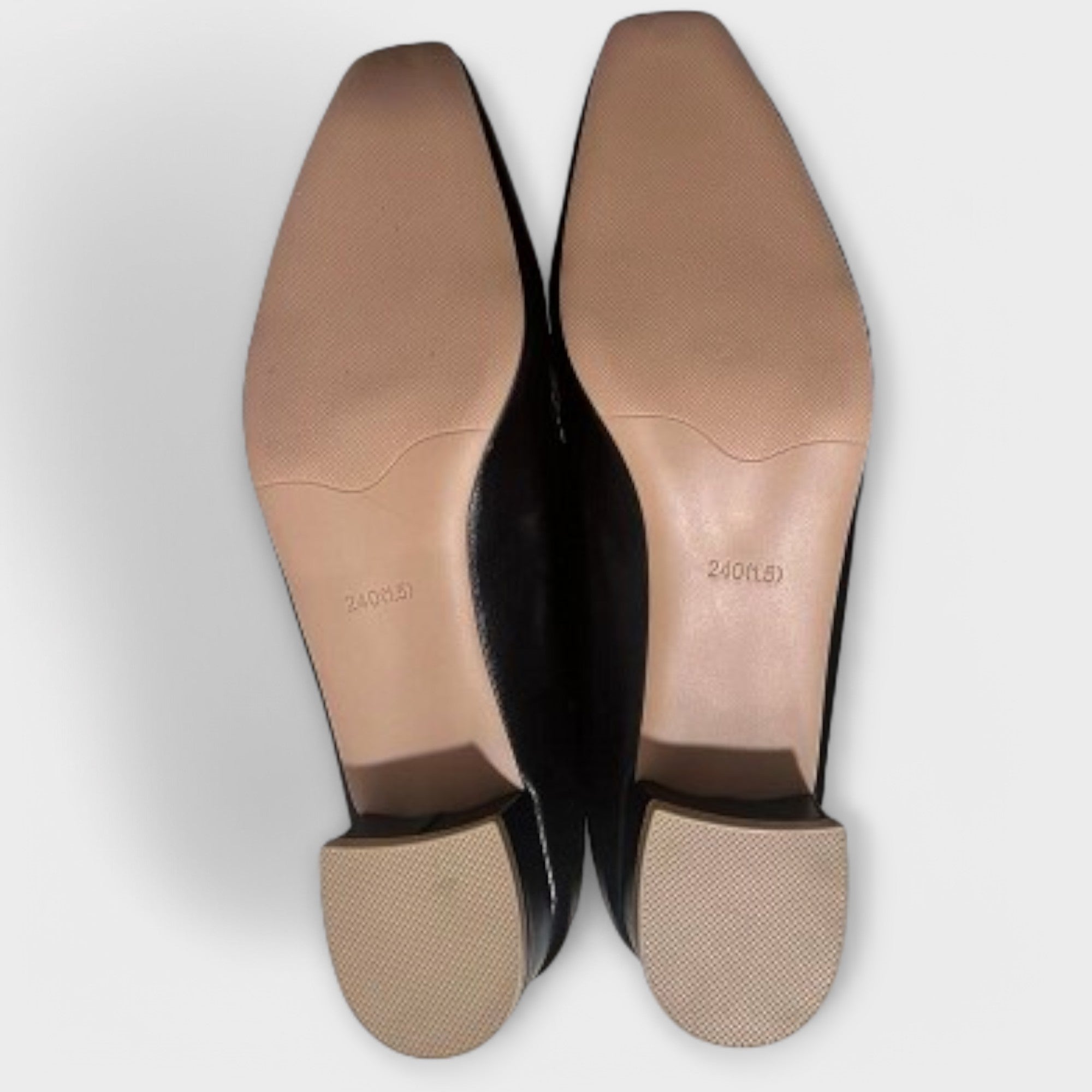 Monica - Cozy Shoes
