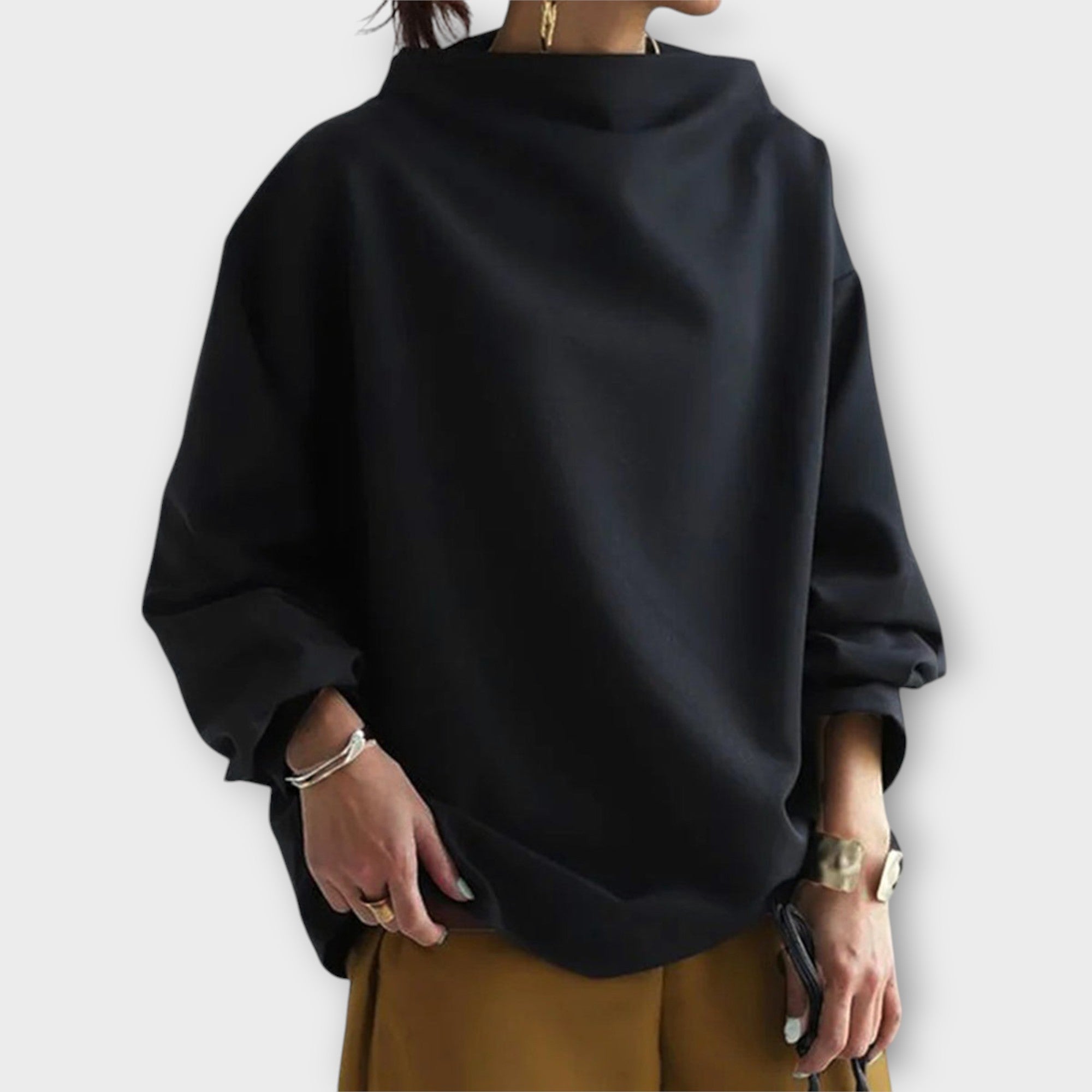 Nádia - Timeless Women’s Sweater