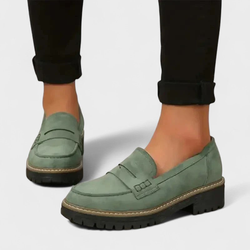 Daniela - Comfortable Loafers
