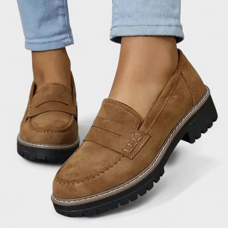 Daniela - Comfortable Loafers